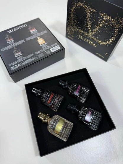 Valentino Black 4-Piece Gift Set, 4 × 30 ml